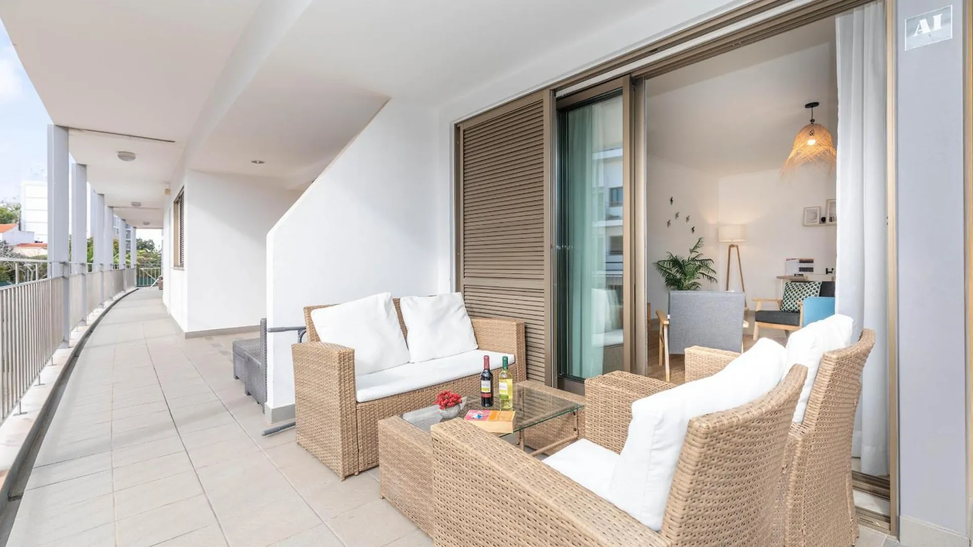 Apartment Pepita-Tavira Centre, Pool & Garage