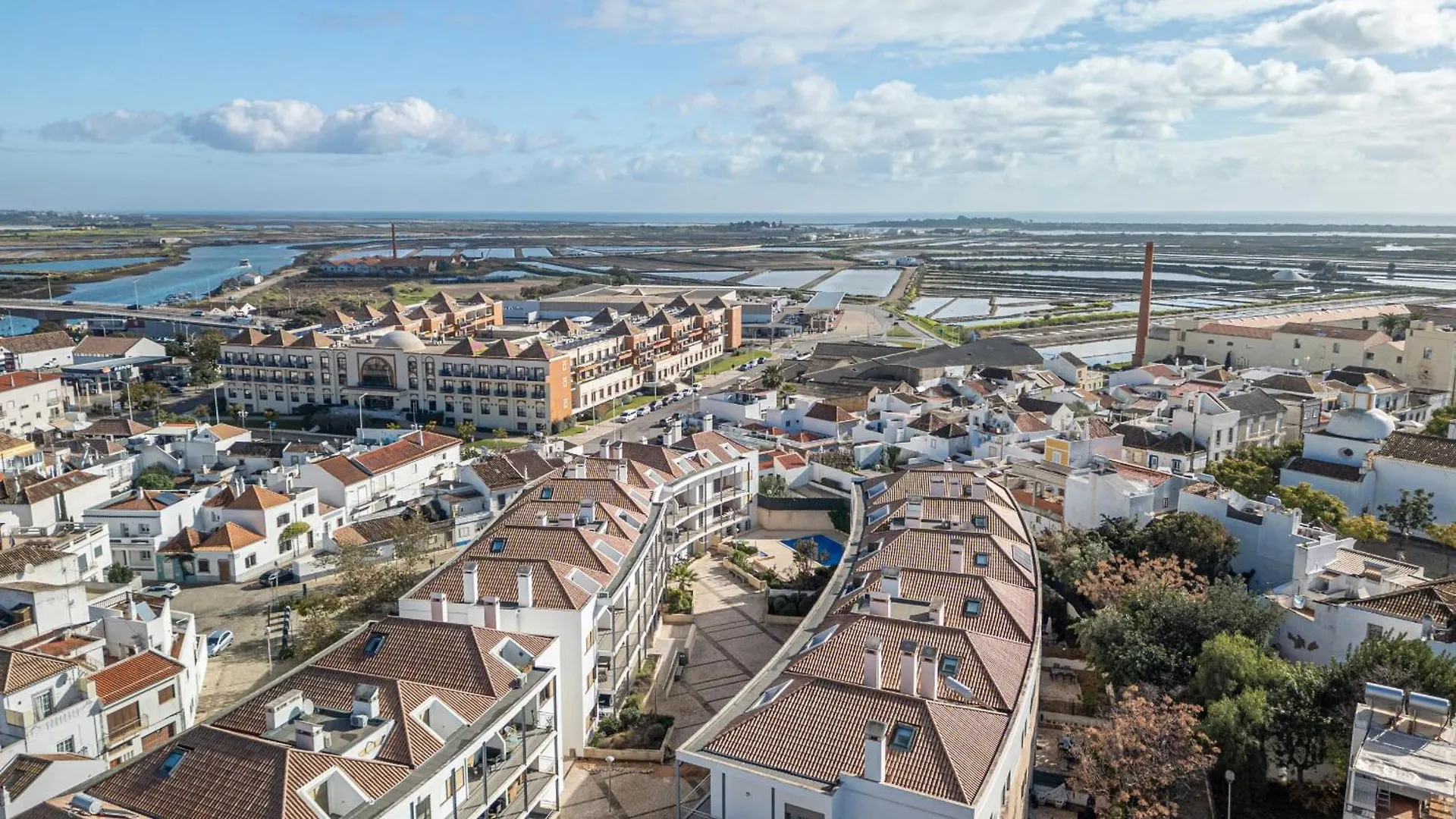 Apartment Pepita-Tavira Centre, Pool & Garage