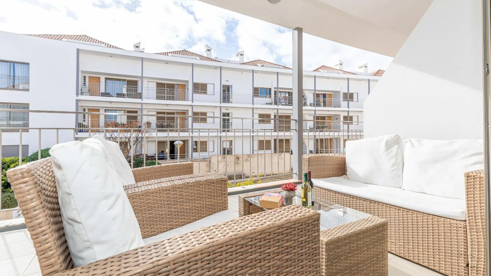 Apartment Pepita-Tavira Centre, Pool & Garage Tavira