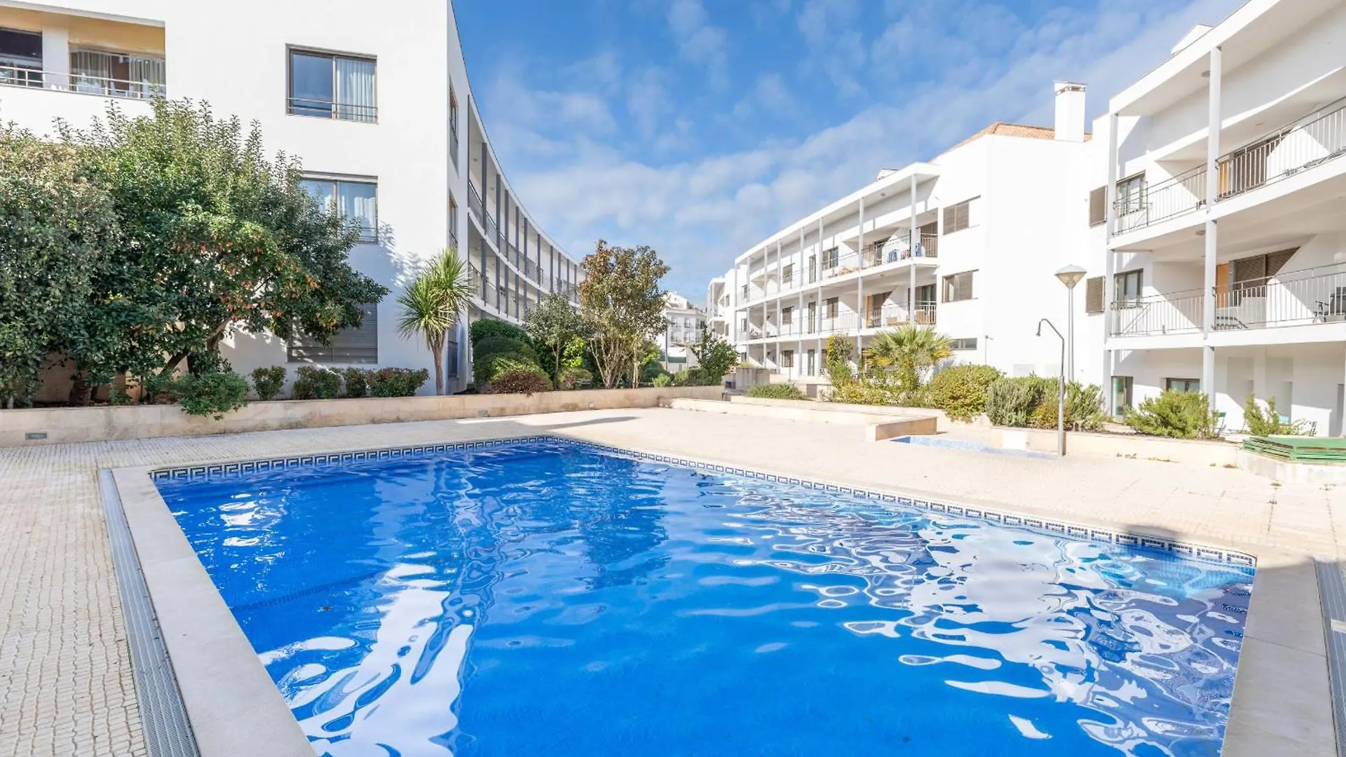 Apartment Pepita-Tavira Centre, Pool & Garage contacts